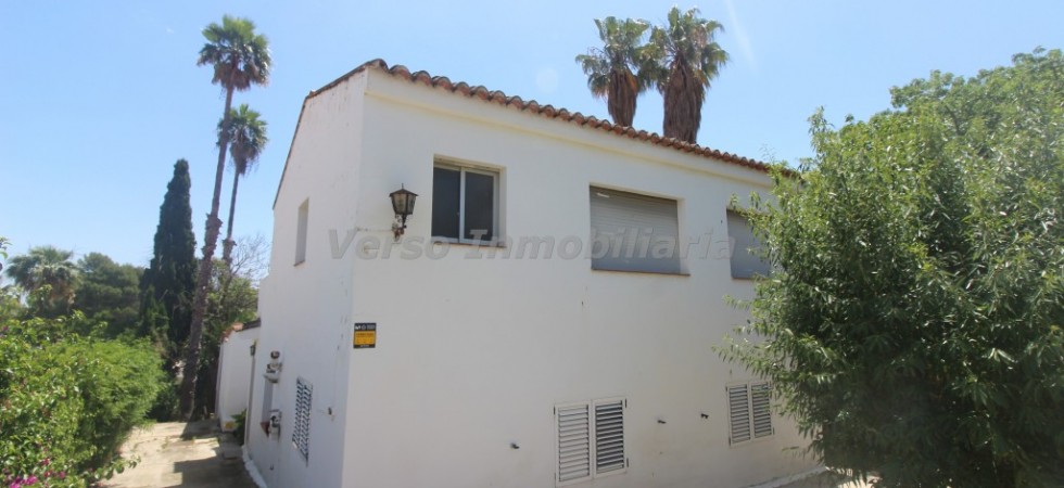 Chalet en Urbanización consolidada