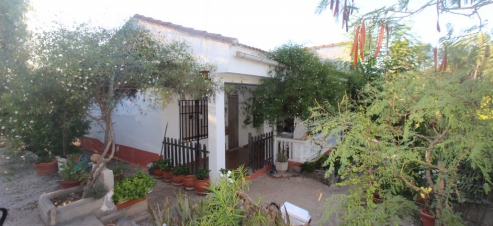 Chalet en Urbanización consolidada en Godelleta